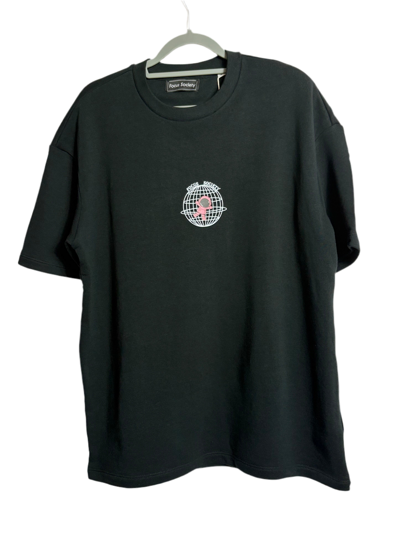 BLACK BASIC T-SHIRT